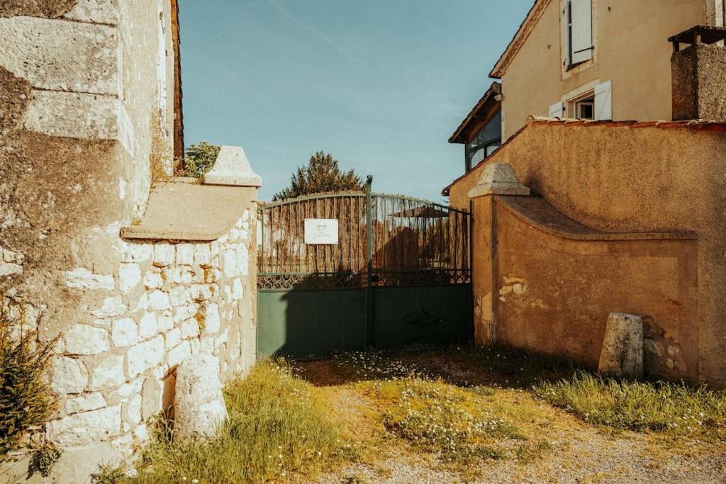 Le Petit Gite Cieuracois Exteriör bild